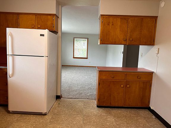 3rd image of 117 2nd St #1