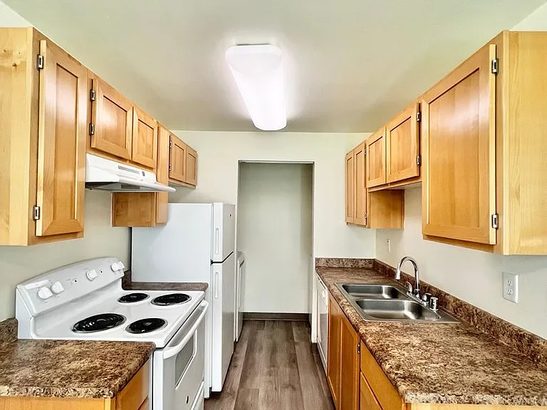 Fishers Mill Apartments — Photo 21