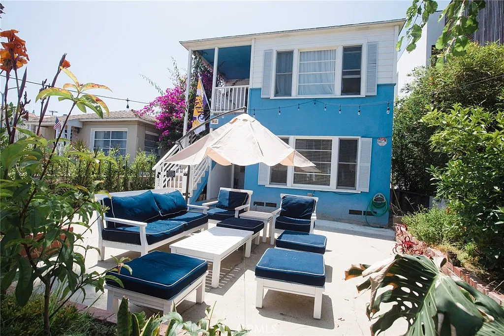 2 bed, 900 sqft, $5,500 — Photo 1