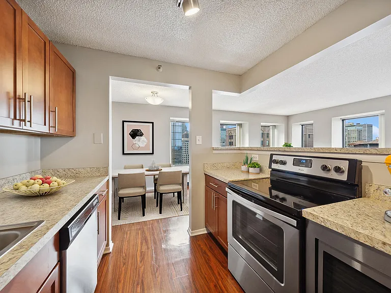 Axis Apartments and Lofts — Photo 35