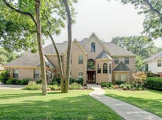 2714 Woods Ln, Garland, TX 75044