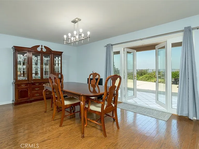 8471 Vine Valley Dr — Photo 6