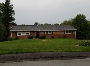 153 Highvue Dr, Venetia, PA 15367