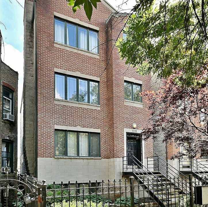 1st image of 1339 N Artesian Ave APT 2