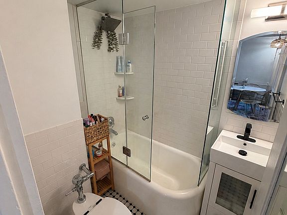 4th image of 45 Tudor City Pl APT 1308