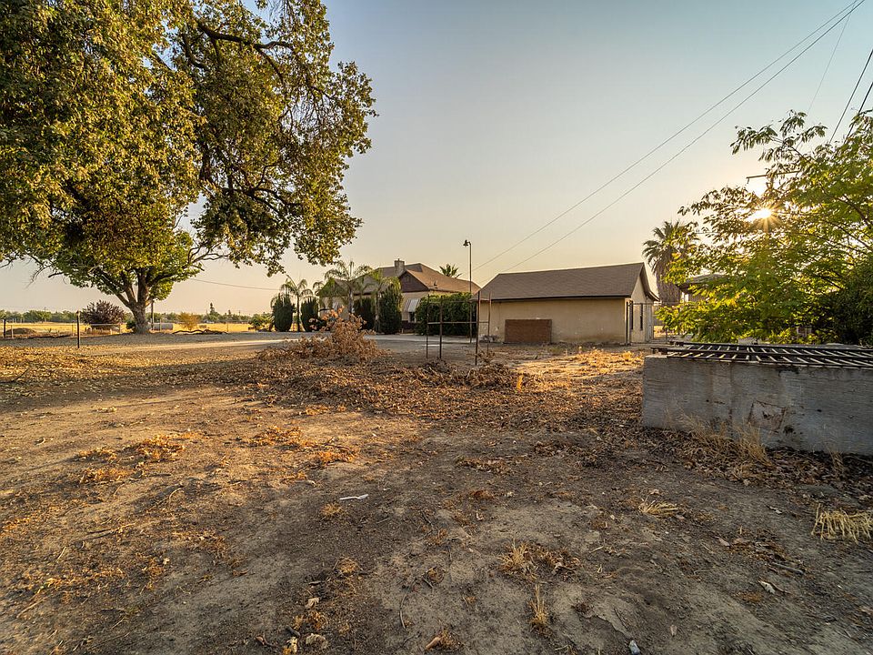 549 N West Street Tulare CA 93274 Zillow