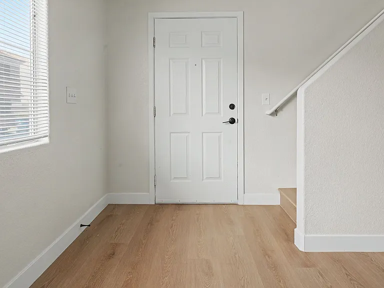 5162 Paradise Skies Ave — Photo 16