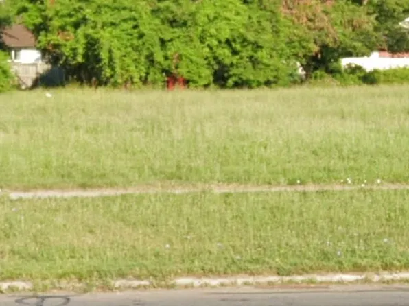 157 Middlebelt Rd, Garden City, MI 48135