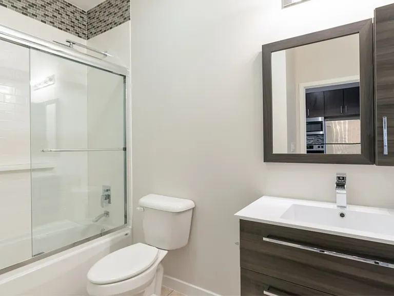 1204 E Washington Ave #3A — Photo 8
