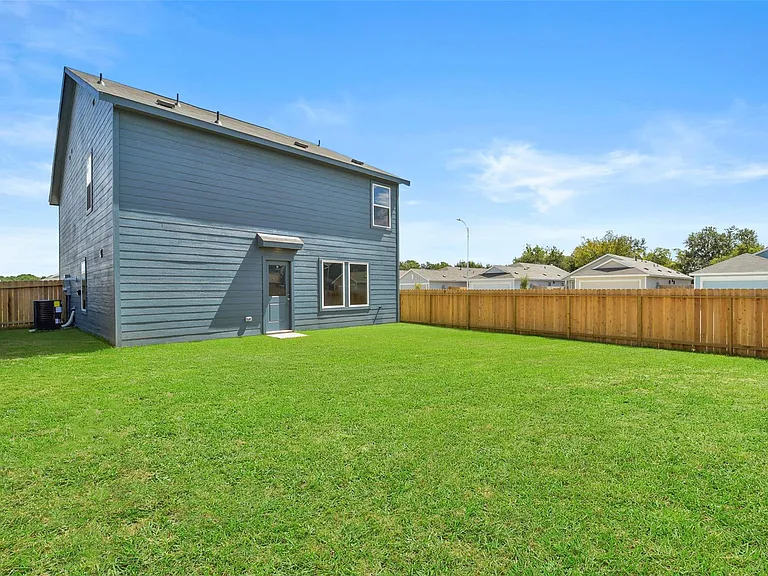 12403 Mountain Daisy Rd — Photo 37