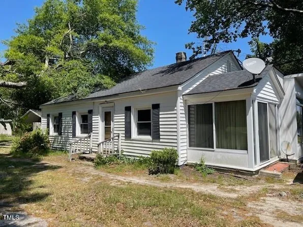 7927 State Highway 39 S, Zebulon, NC 27597