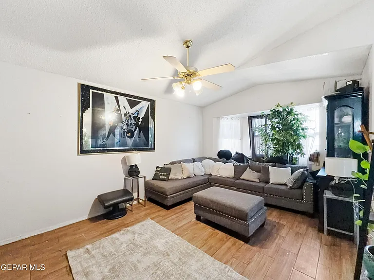 1476 Enrique Perez Cir — Photo 5