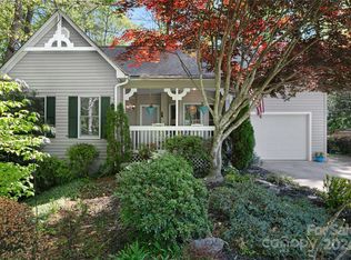 144 Fox Cross Dr, Brevard, NC 28712