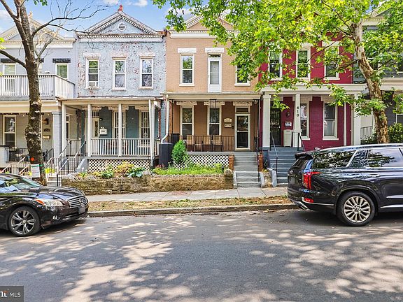 2nd image of 608 Columbia Rd NW