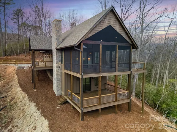 371 E Falls View Dr, Pisgah Forest, NC 28768