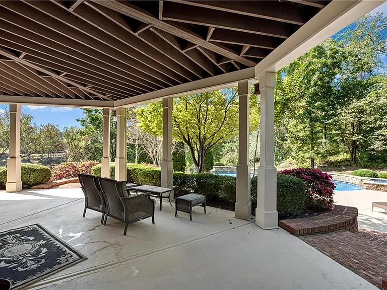 8335 Hurakan Creek Xing — Photo 44