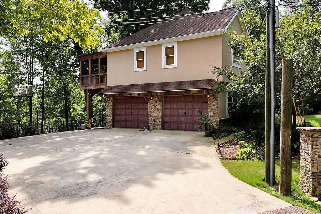 6319 Lakeview Dr - Property Image