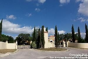 4th image of 2827 Moncayo Dr