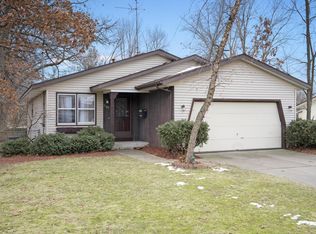 1504 40th St SW, Wyoming, MI 49509