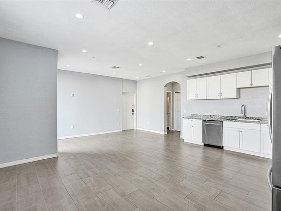4th image of 2137 Shoma Drive 156 Bldg 17