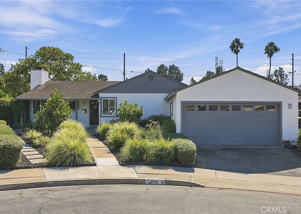 1st image of 2212 Earle Ct