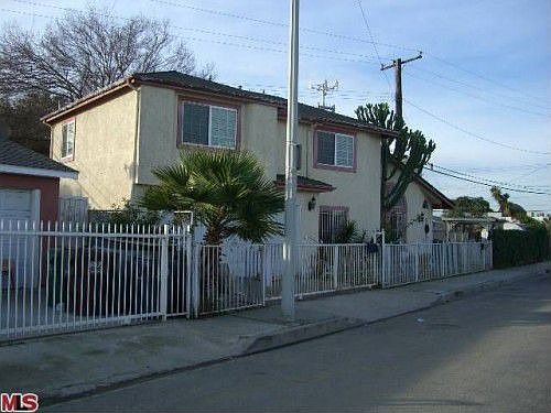 2nd image of 922 W Cressey St
