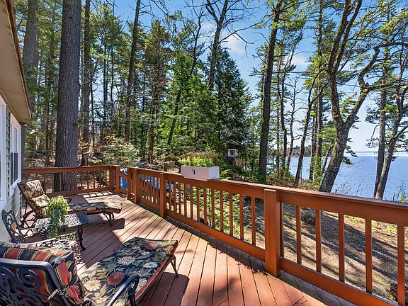 5th image of 153 Sebago Haven Road