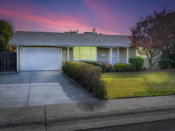 9948 Meteor Drive, Sacramento, CA 95827