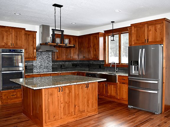 lots and lots of counter space