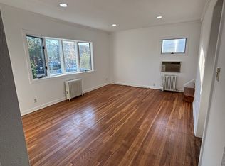 (Undisclosed Address), Farmingdale, NY 11735