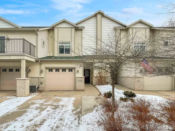 1009 Mallard Way, Marinette, WI 54143