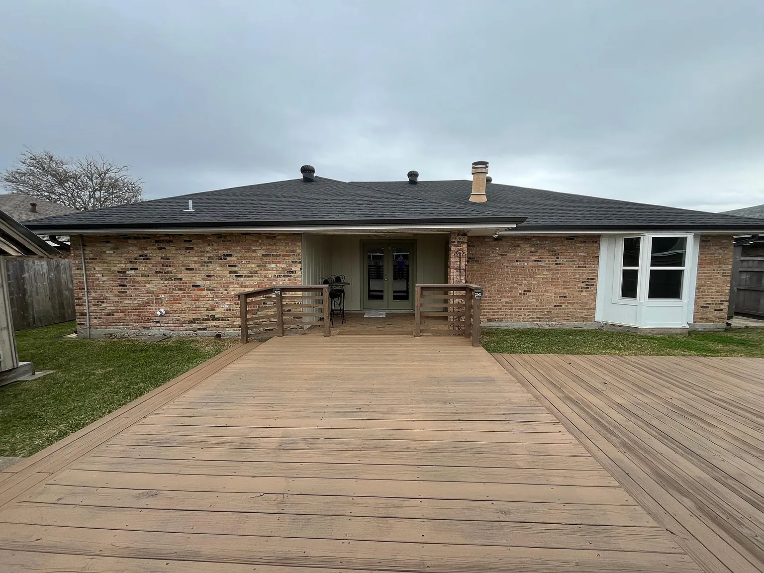 905 Pueblo Dr — Photo 2