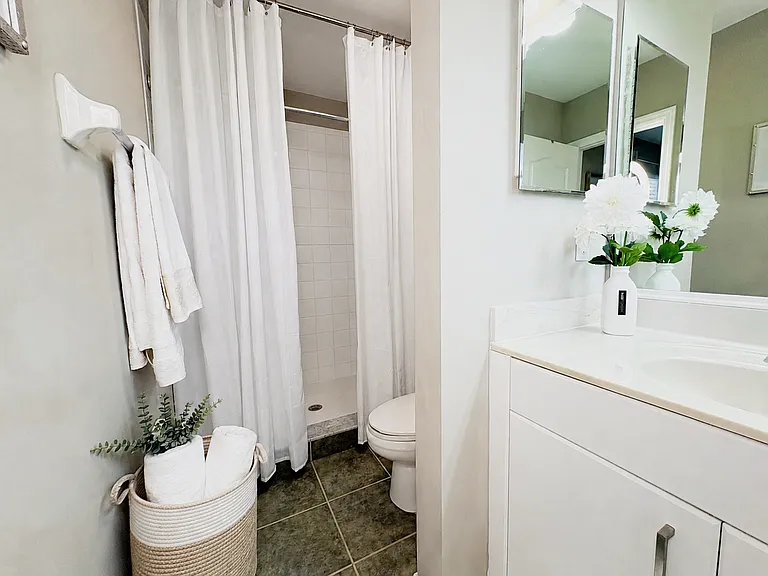 1380 Weeping Willow Ct #1380 — Photo 9