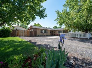 2148 NW 11th St, Redmond, OR