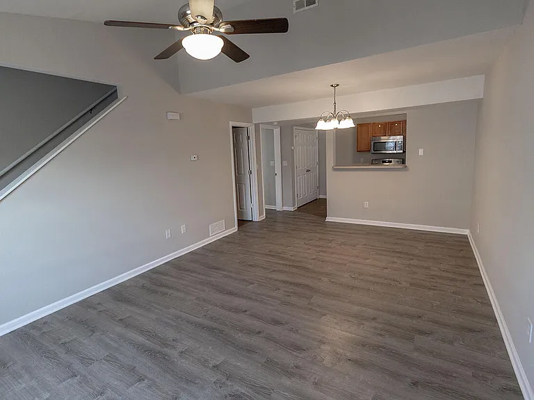 1403 Bodie Dr — Photo 4