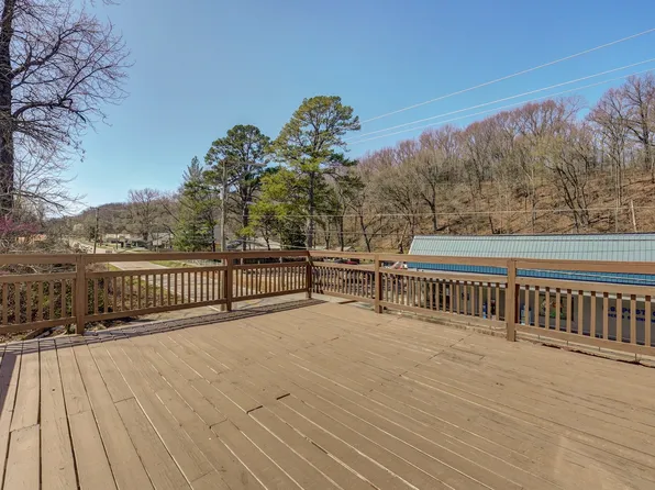 22140 Main St #8, Reeds Spring, MO 65737