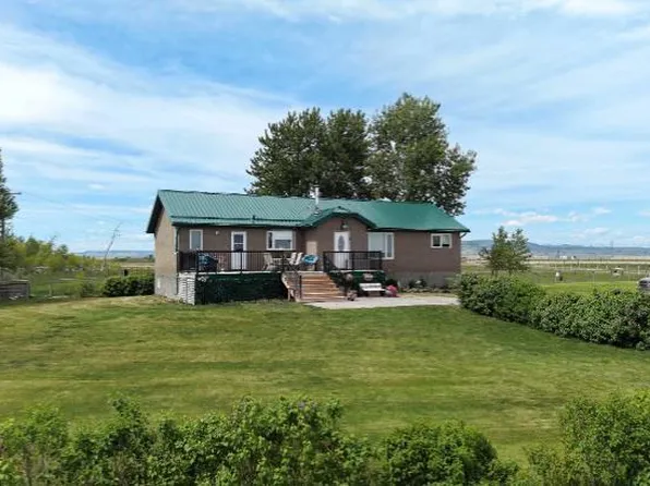 265061 NE Highway 785 Rural Willow Crk #A, Md Of, AB T0L 0T0