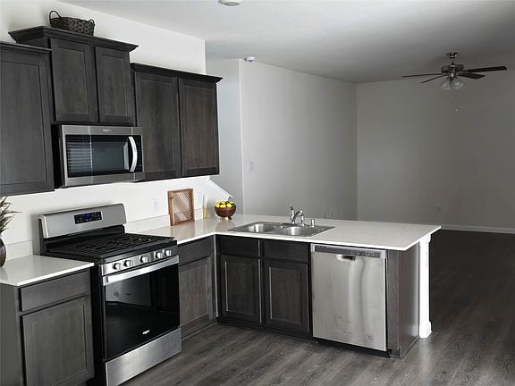 5th image of 3912 Nature Ct