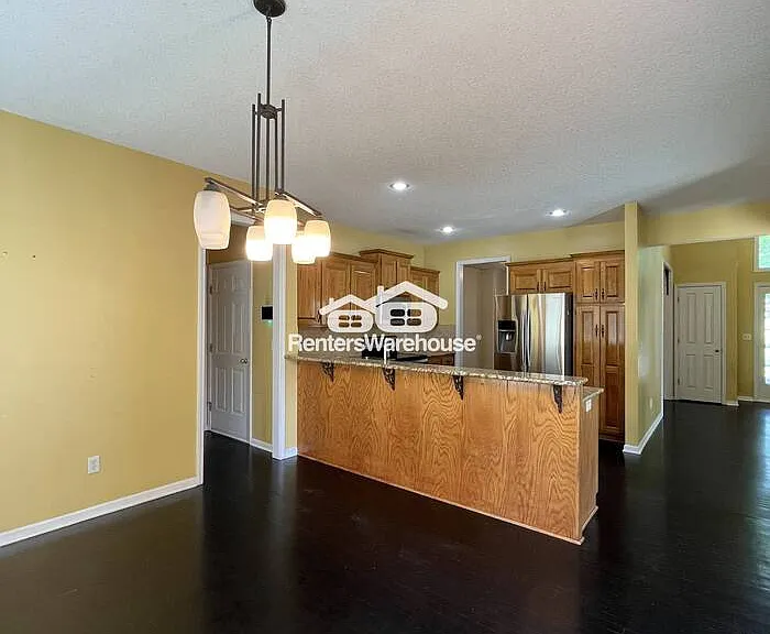 14008 Linden St — Photo 10