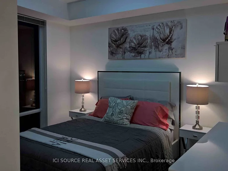 21 Widmer St #2809 — Photo 6