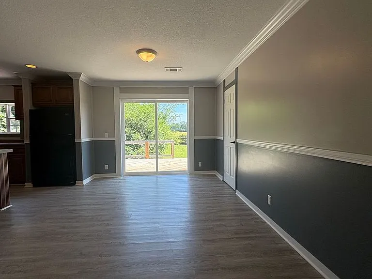 271 Bonner Rd — Photo 9