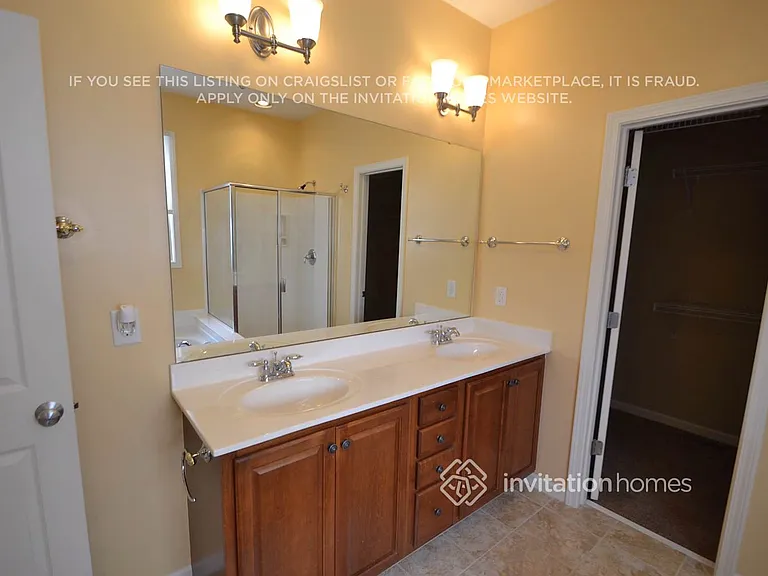 9028 Linslade Way — Photo 10