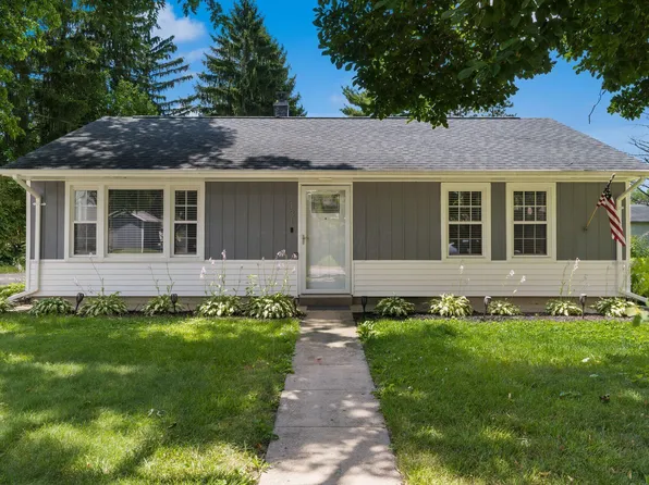 131 Walnut St, Groveport, OH 43125