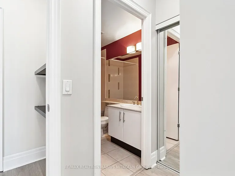 16 Yonge St #3808 — Photo 39
