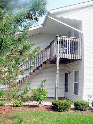1st image of 5886 Beechwood Dr