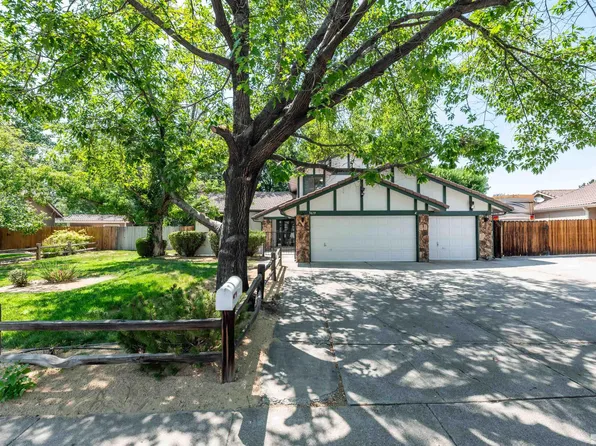 3619 Willowdale Dr, Sparks, NV 89434