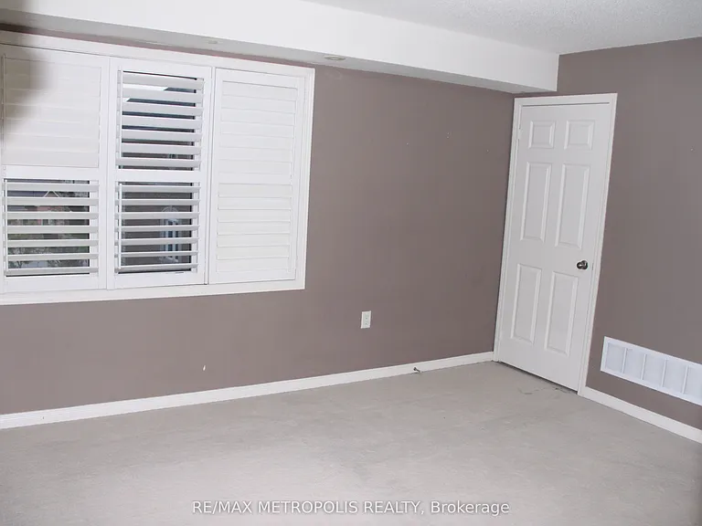2127 Bur Oak Ave #31 — Photo 4