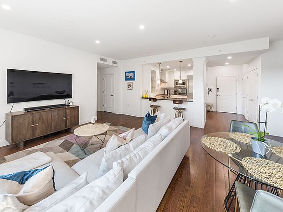 10 Byron Place, Larchmont, NY-16.jpg