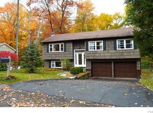 27 Whippoorwill Rd, Bethel, CT 06801