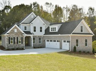 1964 Woodstock Rd, Clemmons, NC 27012